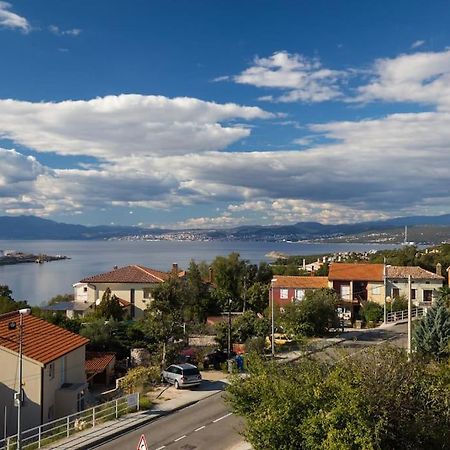 Villa Ajda - Green Room Omišalj Buitenkant foto